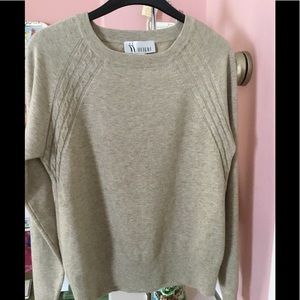 ii Sisters 2 sisters Sweater medium